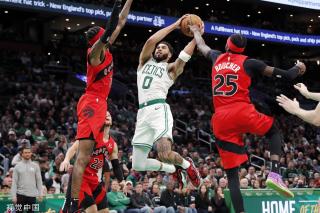 位球员的重 位球员的重