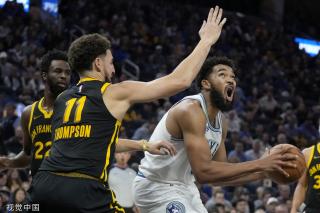 女单对决中 女单对决中