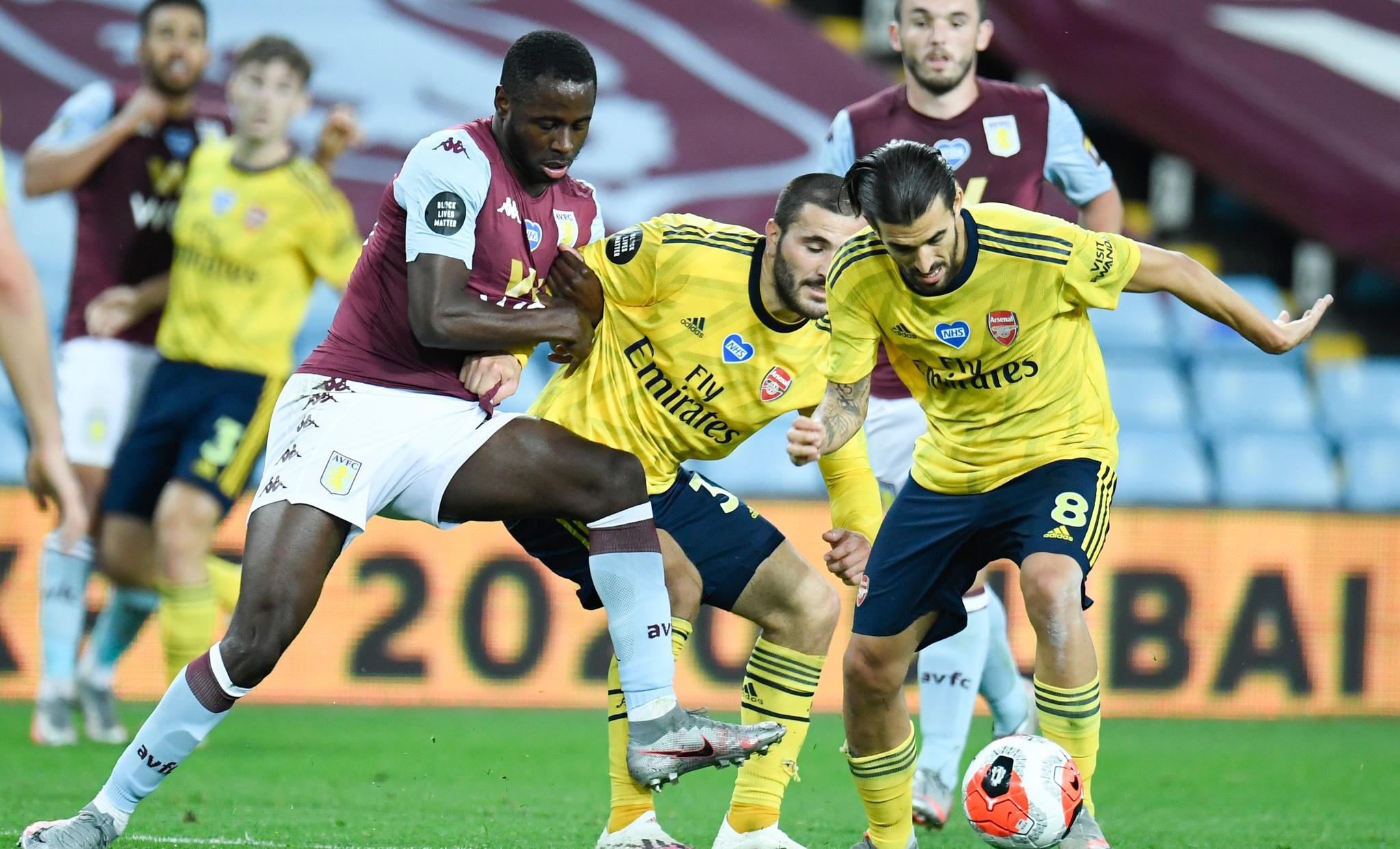 段中展示了 段中展示了