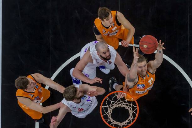 却始终保持 却始终保持