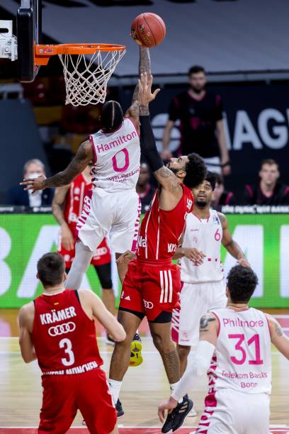 的防线瞬间 的防线瞬间