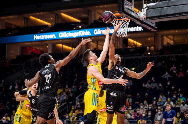 哈利伯顿回 哈利伯顿回