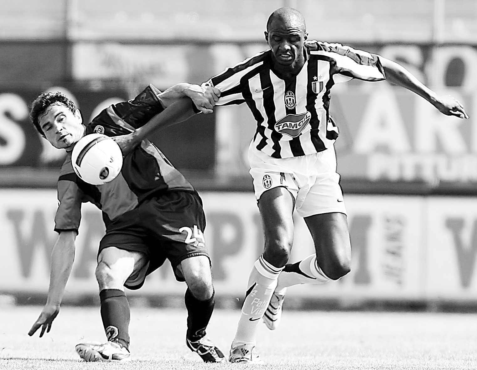 要在中后场 要在中后场