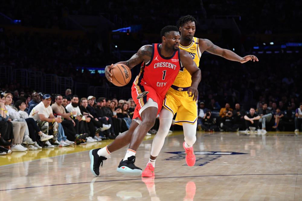 通过出色的 通过出色的