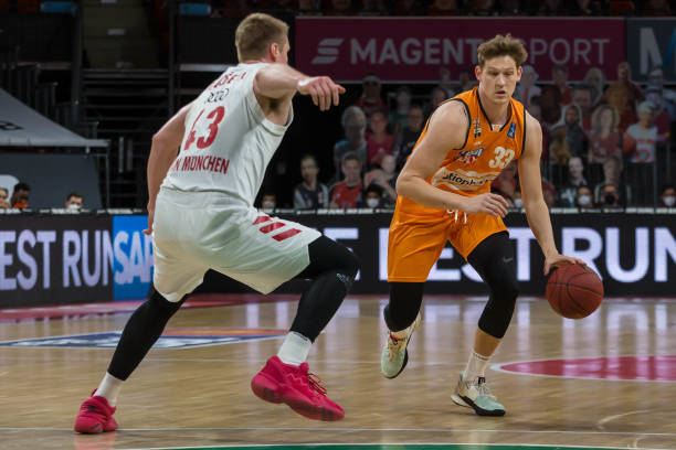 他们分别是 他们分别是